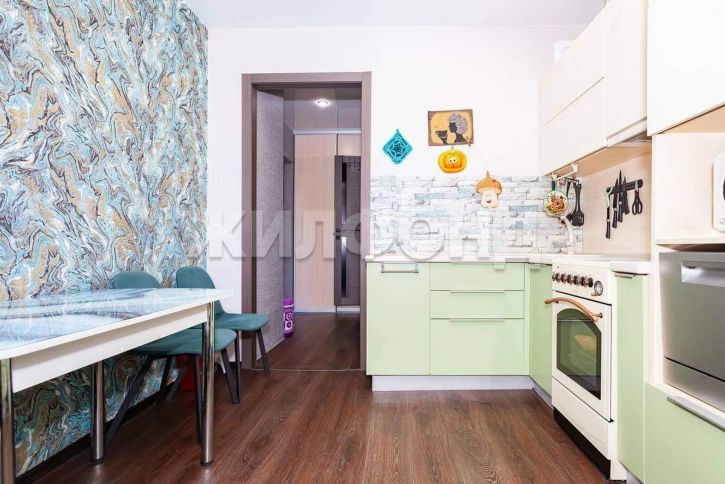 2-комн квартира М.Горького улица, д.1