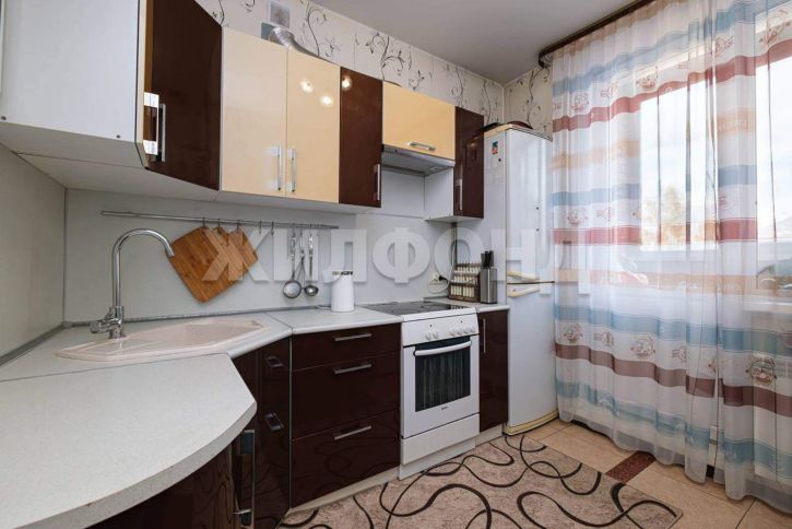 3-комн квартира К.Маркса улица, д.4