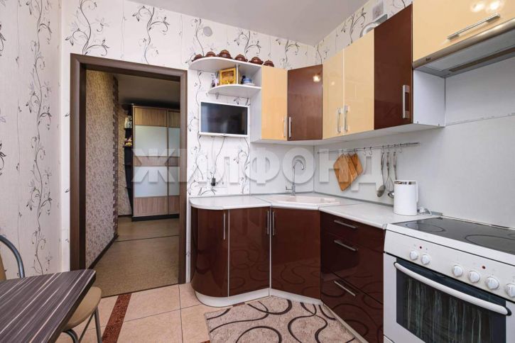 3-комн квартира К.Маркса улица, д.4