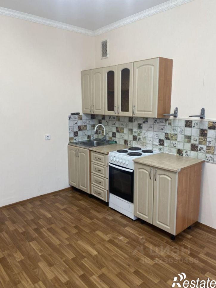 1-комн квартира Радужный мкр, 3,  д. 3