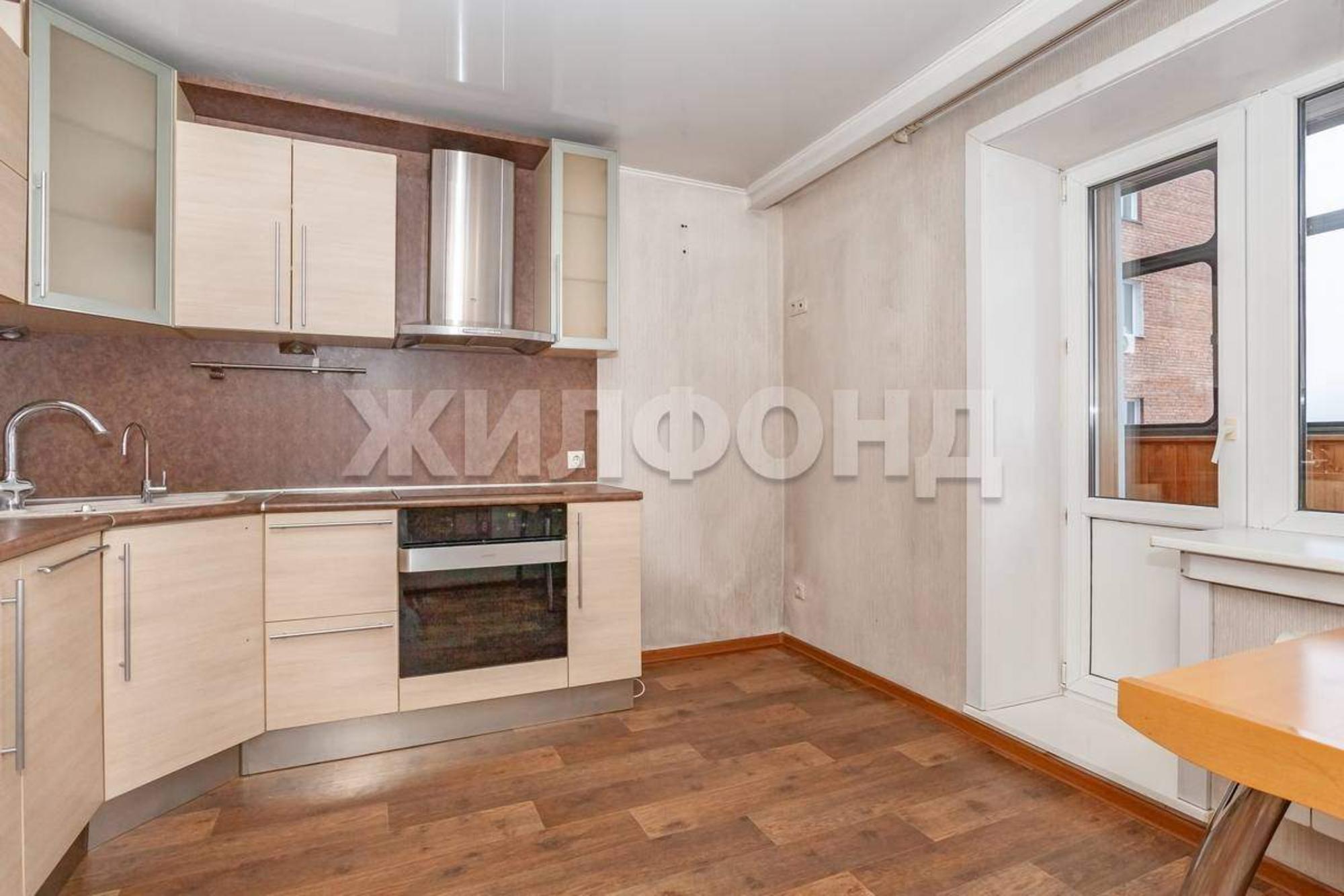 Купить квартиру за 8 500 000 рублей на М.Горького улица, д.14