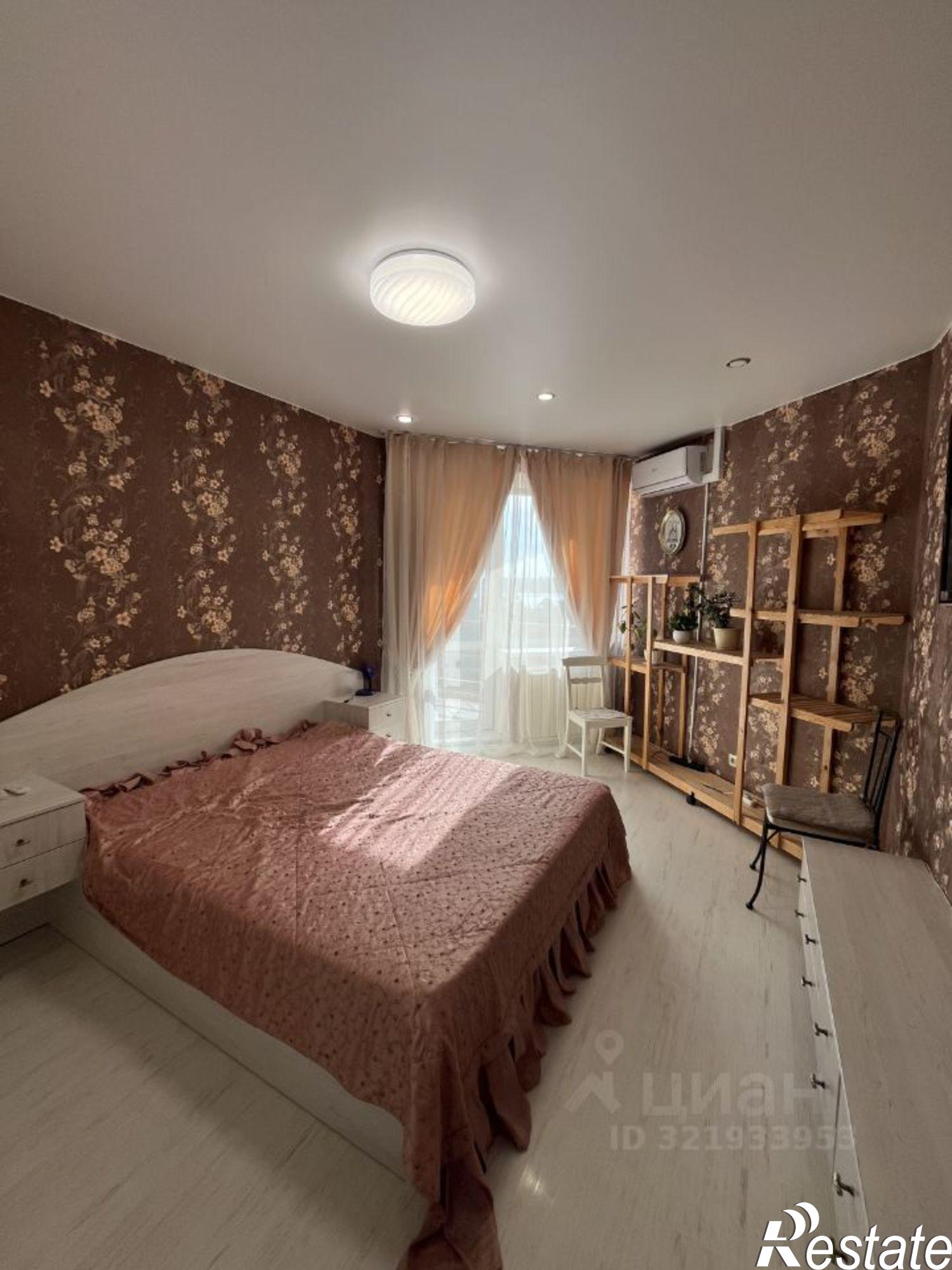 Сдать квартиру за 38 000 рублей на Речкуновский пер, 1