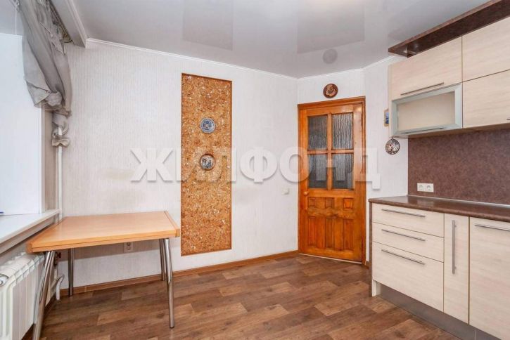 3-комн квартира М.Горького улица, д.14