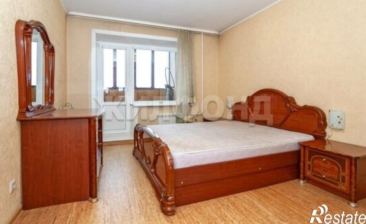 3-комн квартира улица Максима Горького, 14,  д. 14