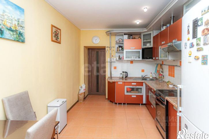 3-комн квартира улица Олега Кошевого, 6,  д. 6