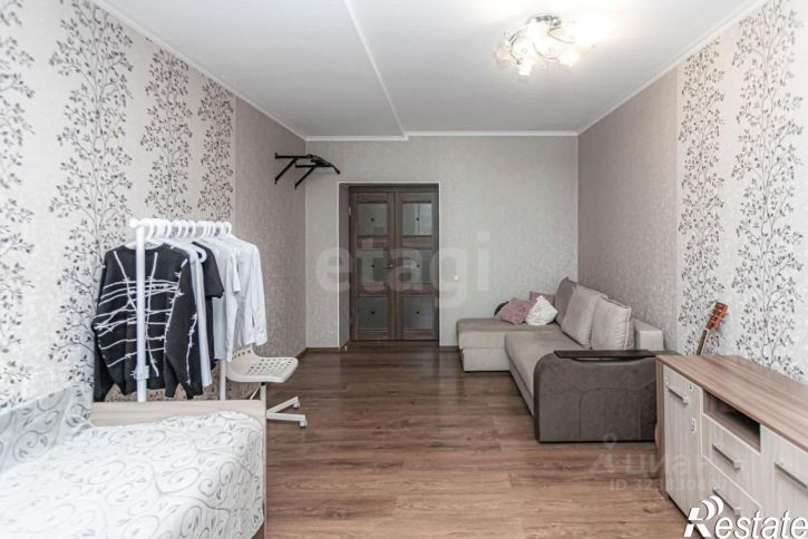 3-комн квартира улица Олега Кошевого, 6,  д. 6