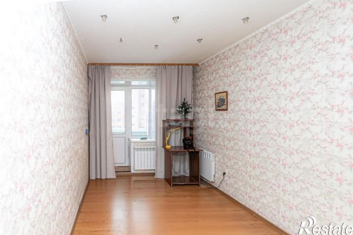 3-комн квартира улица Олега Кошевого, 6,  д. 6