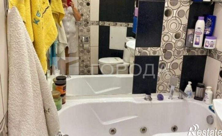 3-комн квартира ул Новосибирская, 18,  д. 18