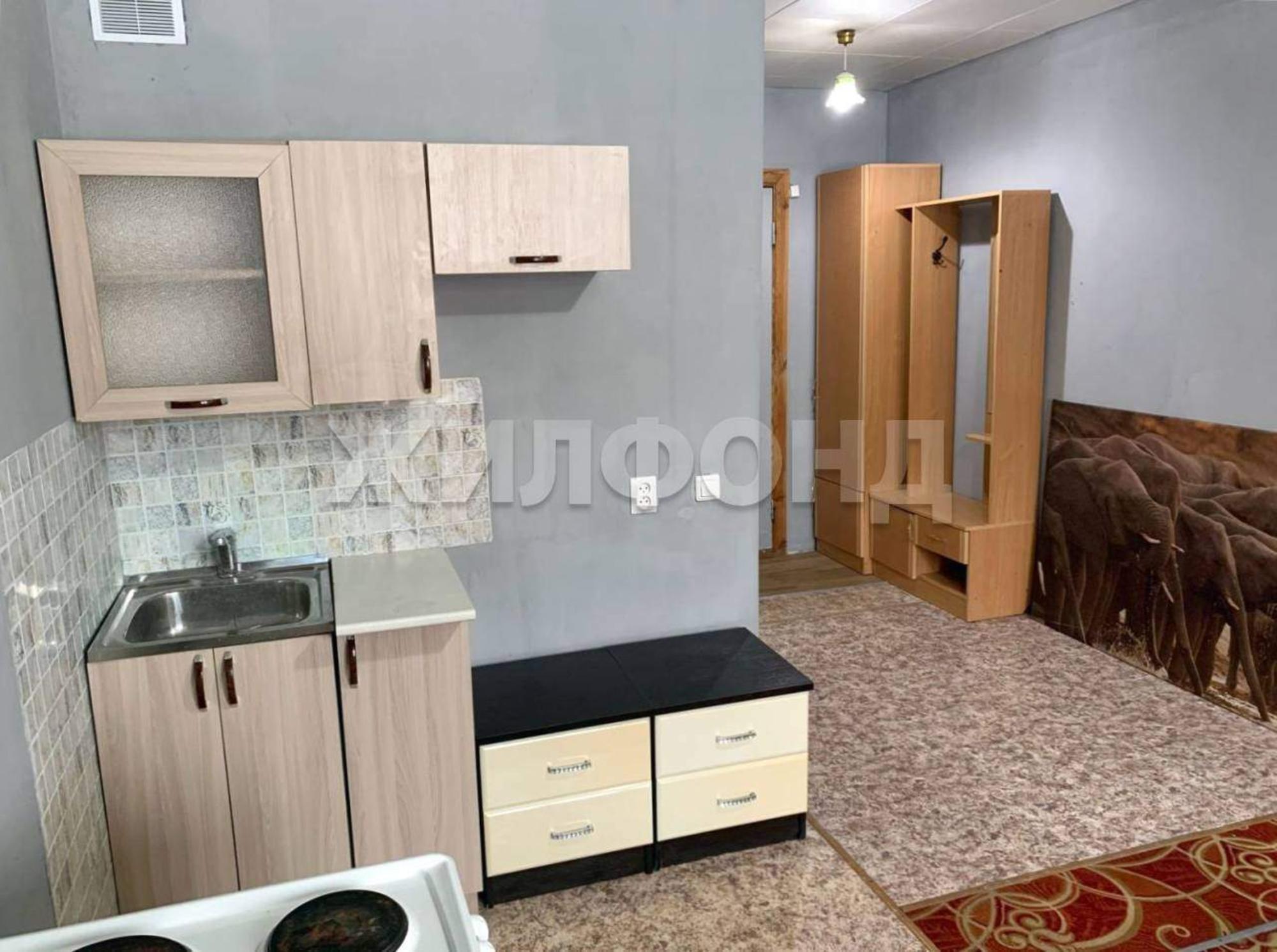 Купить студию за 2 250 000 рублей на Кристальная улица, д.13