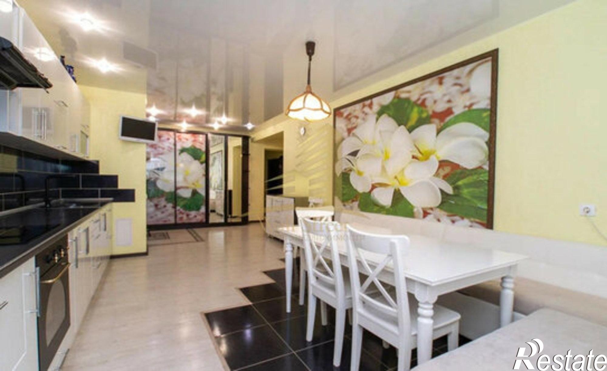 Купить квартиру за 10 200 000 рублей на ул Красная Сибирь, 97