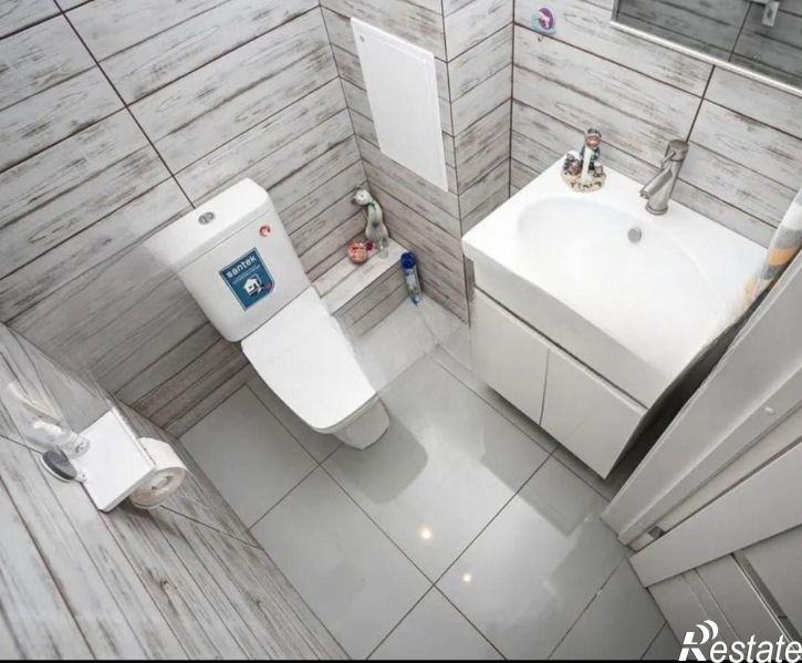 4-комн квартира ул Звездная, 10/1,  д. 10/1