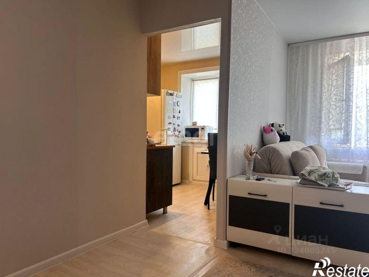 2-комн квартира улица Свердлова, 1,  д. 1