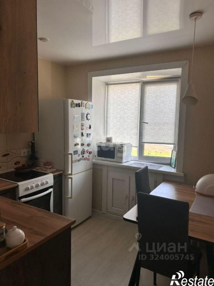 2-комн квартира улица Свердлова, 1,  д. 1