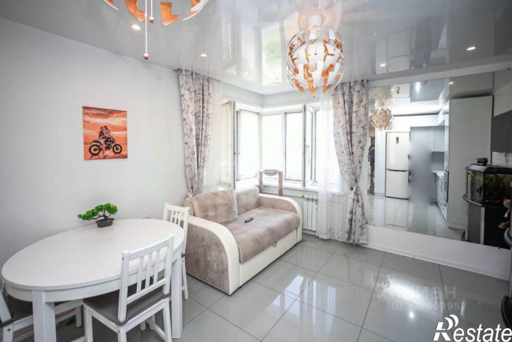 3-комн квартира ул Звездная, 10/1,  д. 10/1