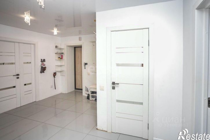 3-комн квартира ул Звездная, 10/1,  д. 10/1