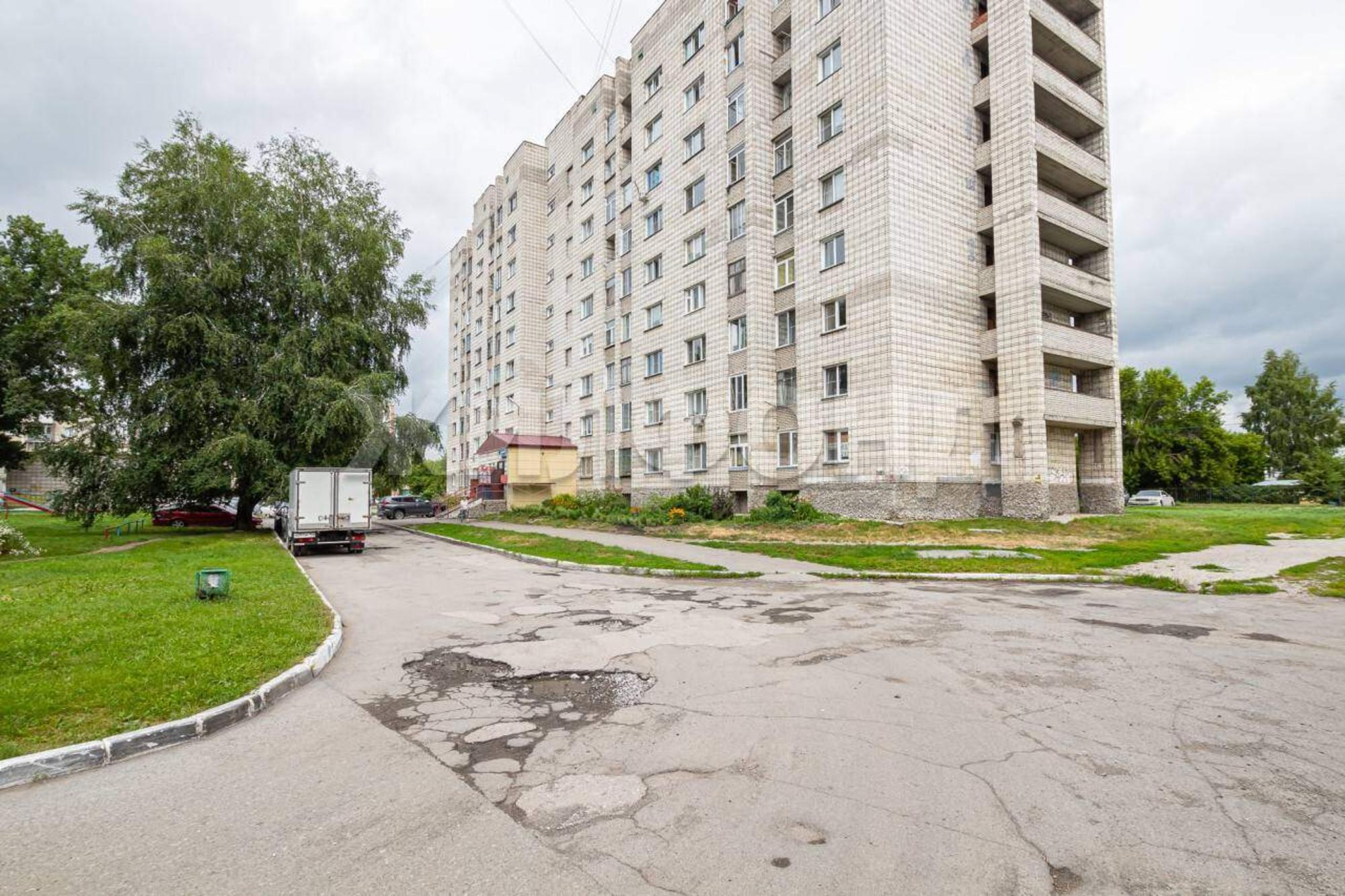 Купить квартиру за 3 000 000 рублей на Комсомольская улица, д.32