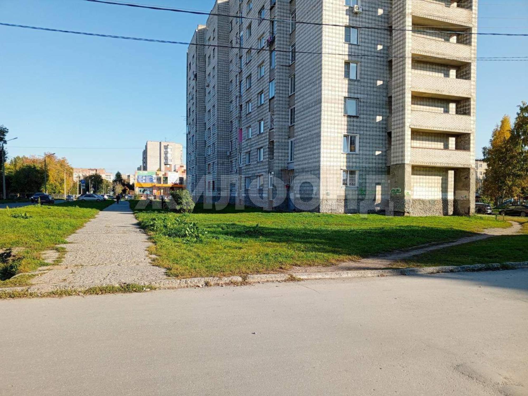 Купить квартиру за 3 000 000 рублей на Комсомольская улица, д.32