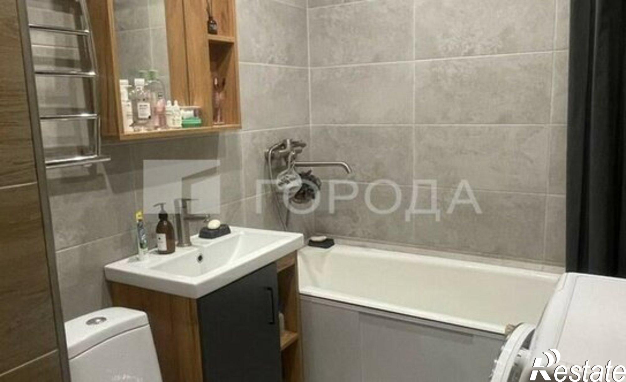 Купить квартиру за 6 350 000 рублей на Рубиновый пер, 8