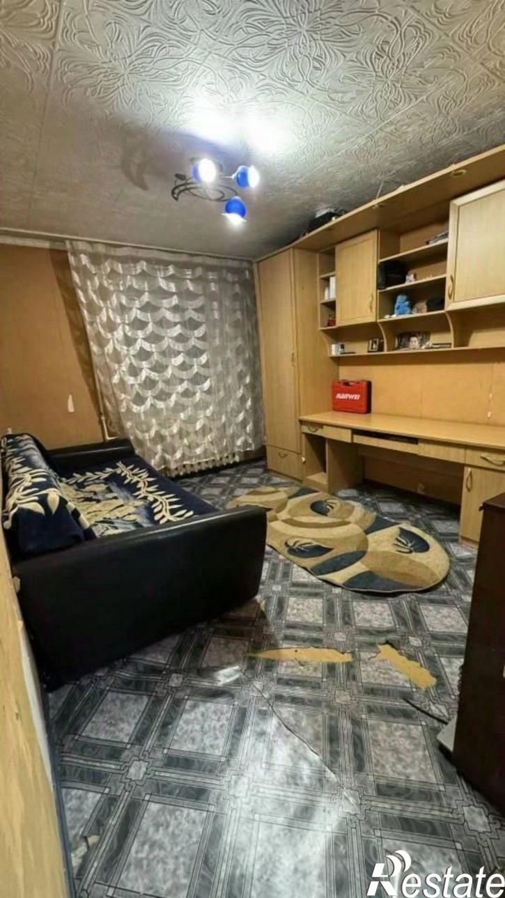 4-комн квартира Северный мкр, 15,  д. 15