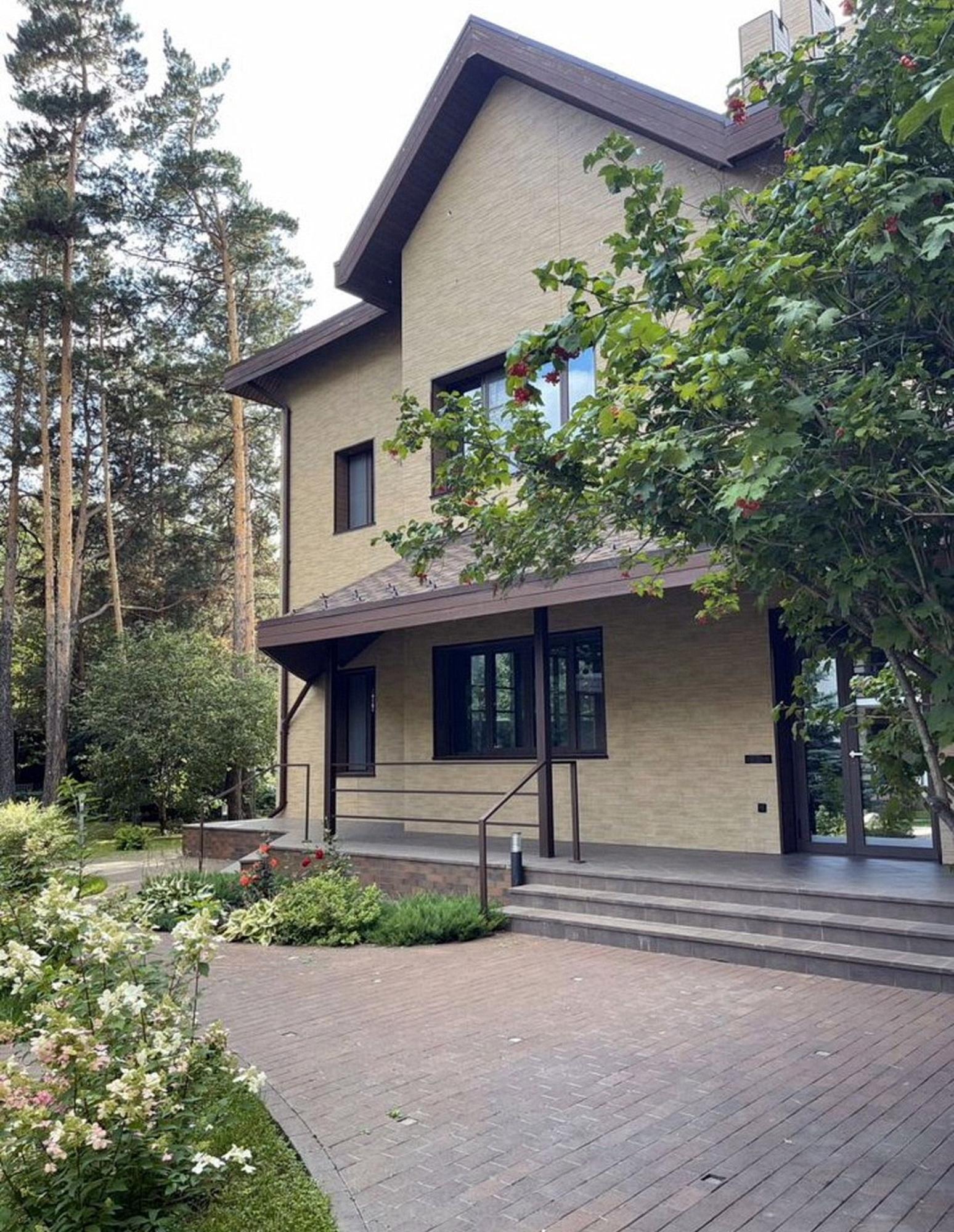 Купить дачу, дом, коттедж за 198 000 000 рублей на Сибирский Плёс
