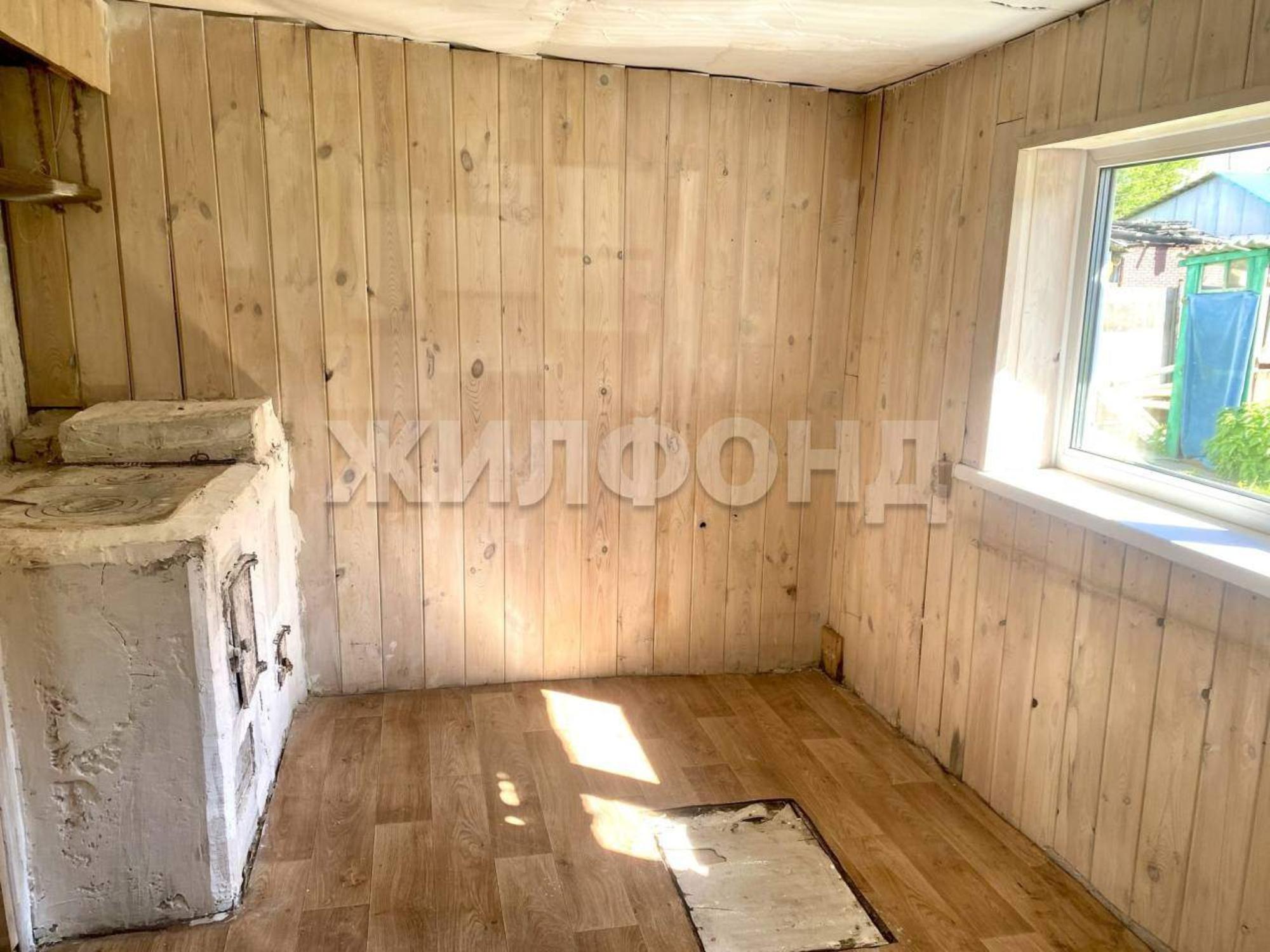 Купить дачу, дом, коттедж за 1 900 000 рублей на 8-е Марта улица
