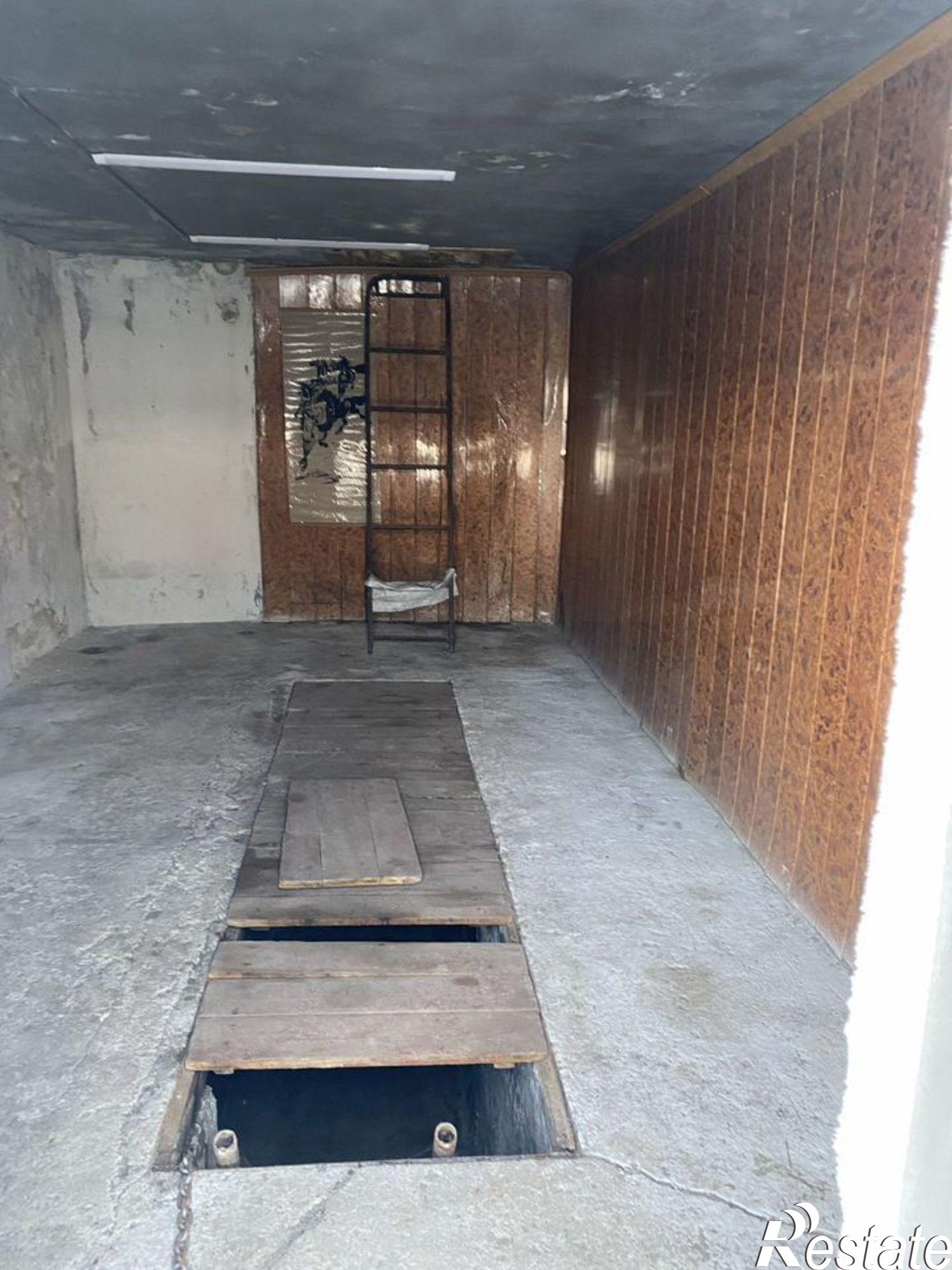 Купить гараж, место в паркинге за 950 028 рублей