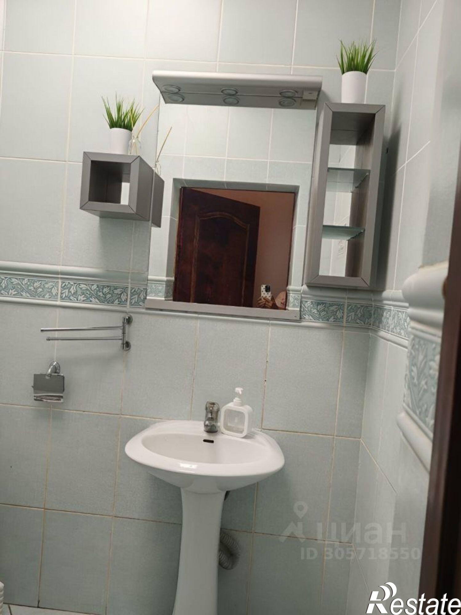 Купить офис, помещение под офис за 13 701 300 рублей на улица Попова, 1