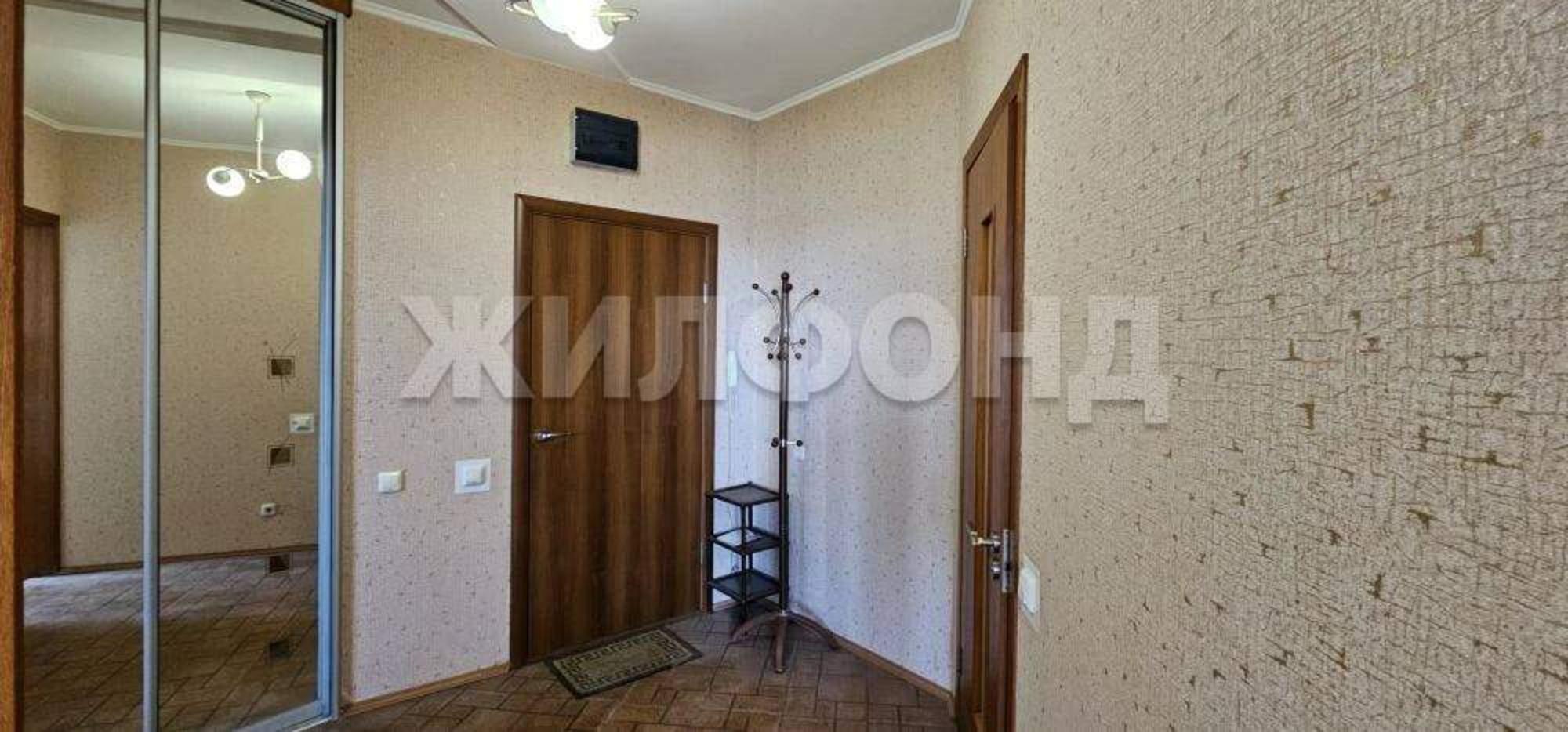 Купить квартиру за 5 000 000 рублей на К.Маркса улица, д.21