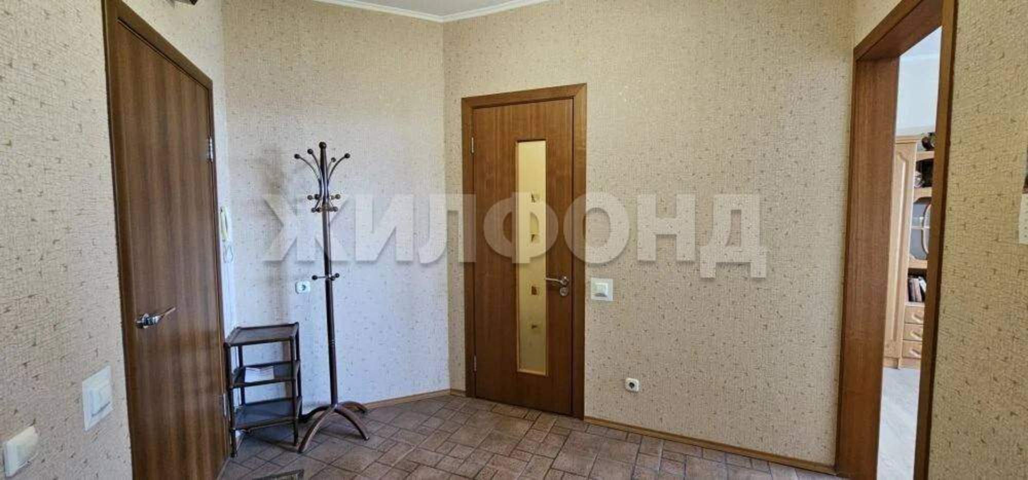 Купить квартиру за 5 000 000 рублей на К.Маркса улица, д.21