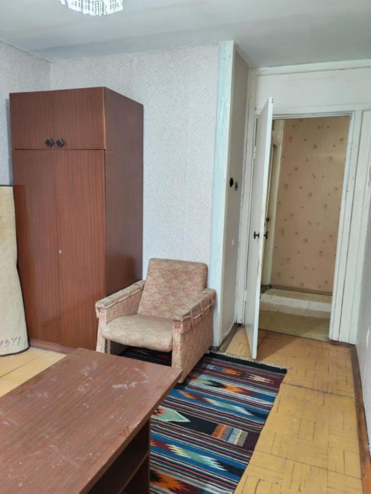 2-комн квартира улица Микрорайон, 65