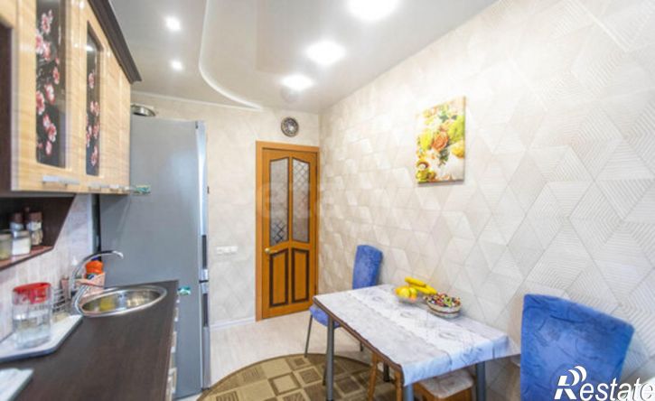 3-комн квартира ул Рогачева, 28,  д. 28