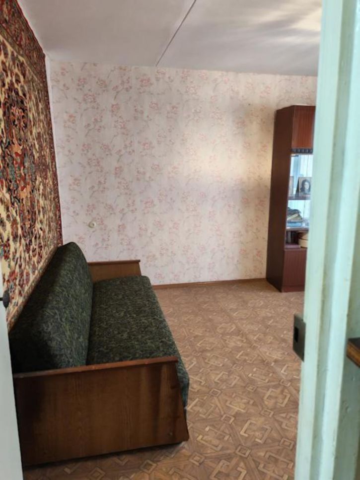 2-комн квартира улица Микрорайон, 65