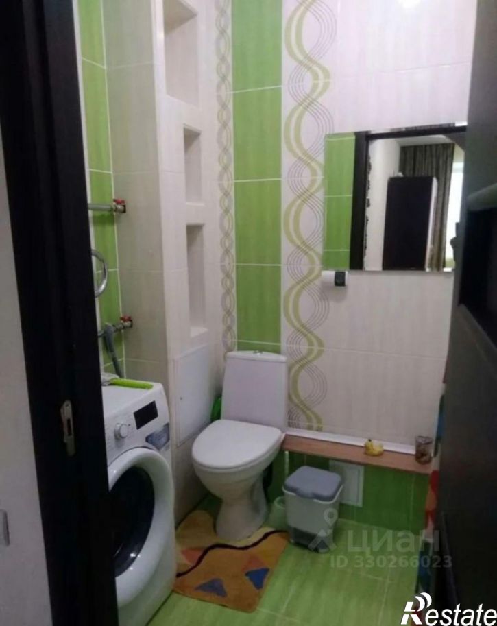 2-комн квартира Радужный мкр, 1,  д. 1