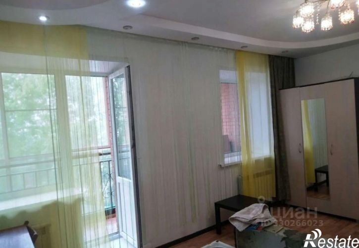 2-комн квартира Радужный мкр, 1,  д. 1