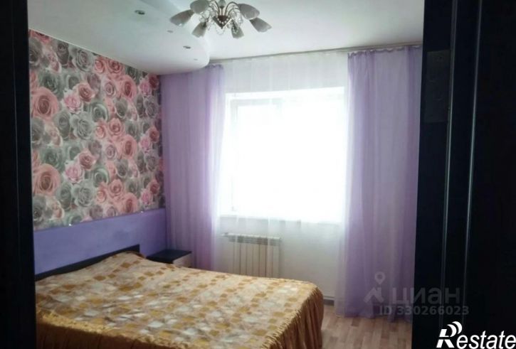 2-комн квартира Радужный мкр, 1,  д. 1