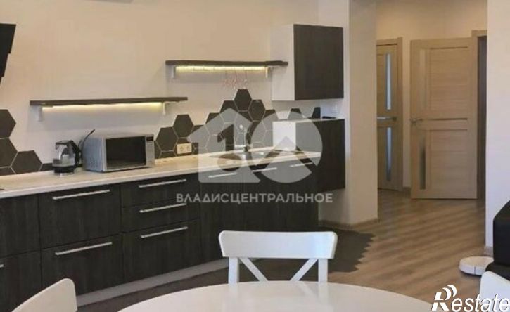 3-комн квартира ул Большевистская, 53,  д. 53
