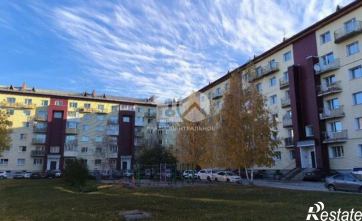 3-комн квартира ул Большевистская, 53,  д. 53
