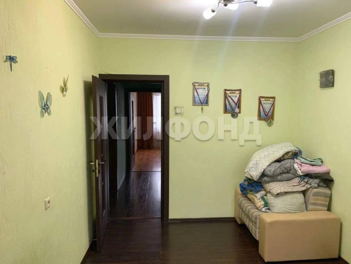 3-комн квартира Островского улица, д.77