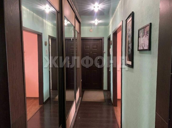 3-комн квартира Островского улица, д.77