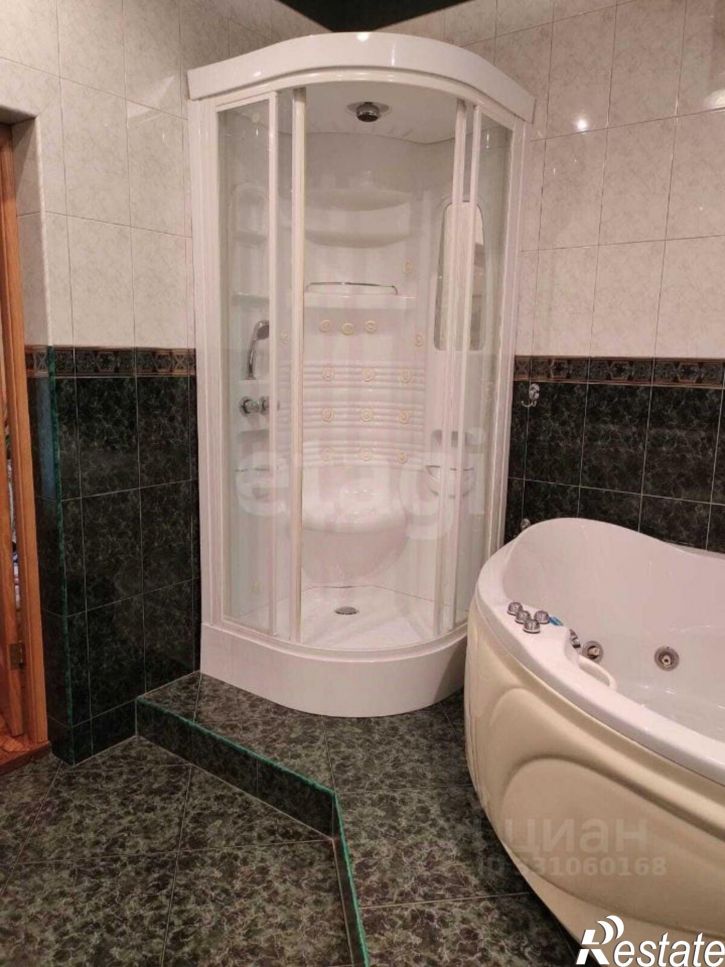 1-комн квартира Изумрудный г-к, 10,  д. 10