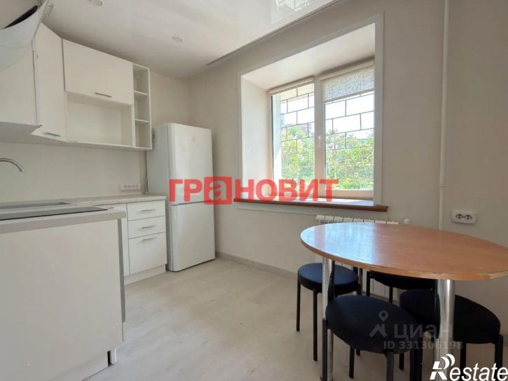 1-комн квартира Северный мкр, 20,  д. 20