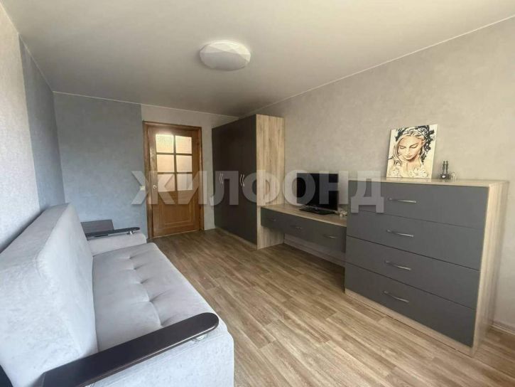 3-комн квартира Лунная улица, д.11