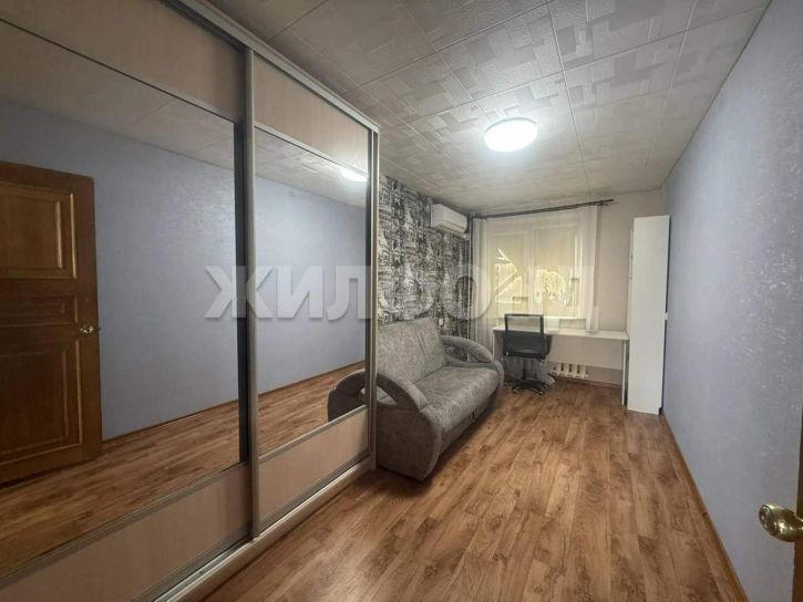 3-комн квартира Лунная улица, д.11