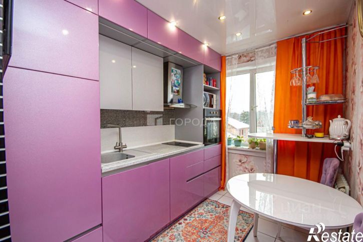 3-комн квартира ул Новосибирская, 18,  д. 18