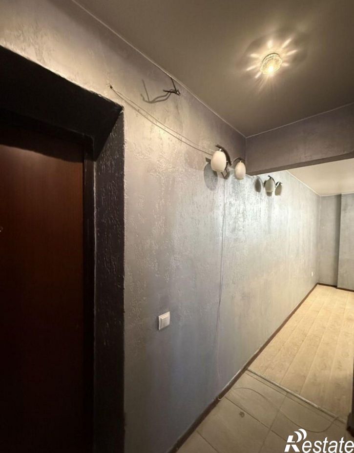 2-комн квартира ул Кристальная, 3,  д. 3