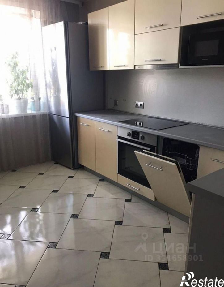 2-комн квартира ул Звездная, 4,  д. 4
