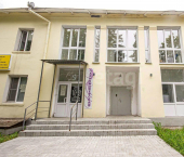 офис 27 кв м, этаж -1/2 ул Ленина, 122