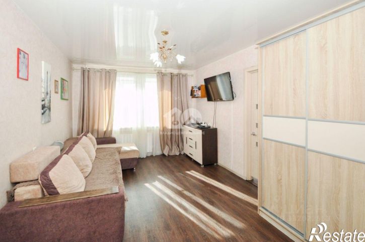 4-комн квартира ул М.Горького, 1,  д. 1
