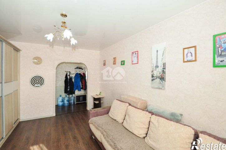 4-комн квартира ул М.Горького, 1,  д. 1