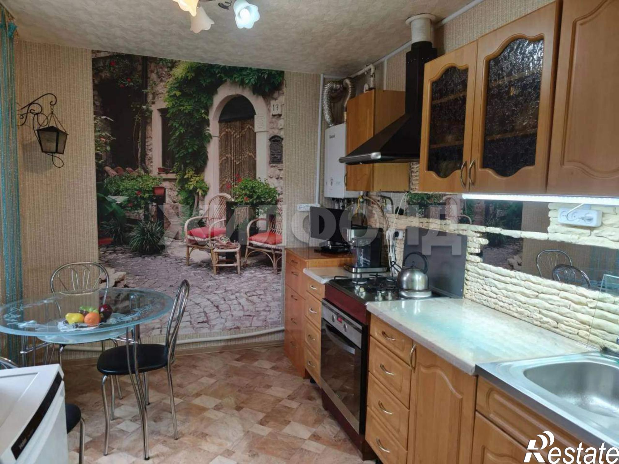 Купить дачу, дом, коттедж за 12 500 000 рублей на Микрорайон улица, д.19